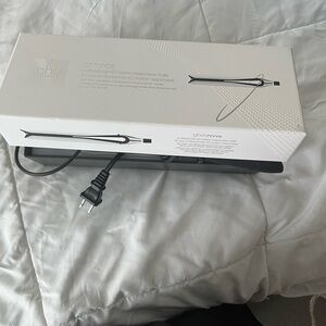 ghd Chrome White Hair Styler